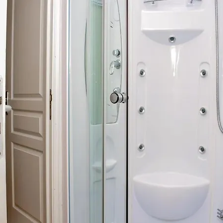 Lieu La Riviere בית נופש *