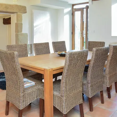 Holiday home 3 Bedroom Gorgeous In Manvieu Bocage
